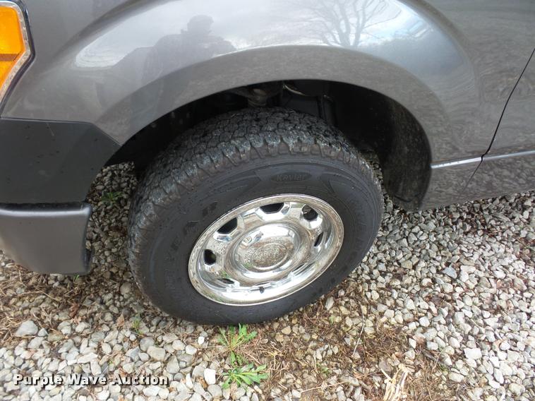 image for item L4669 2013 Ford F150 pickup truck