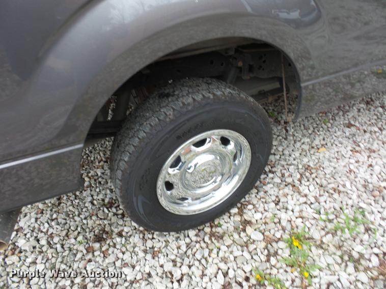 image for item L4669 2013 Ford F150 pickup truck