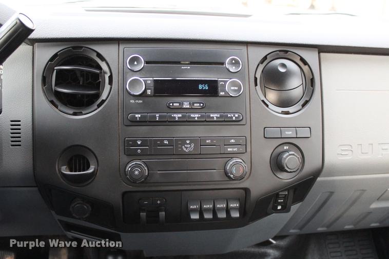 image for item L4956 2014 Ford F350 Super Duty CrewCab flatbed pickup truck