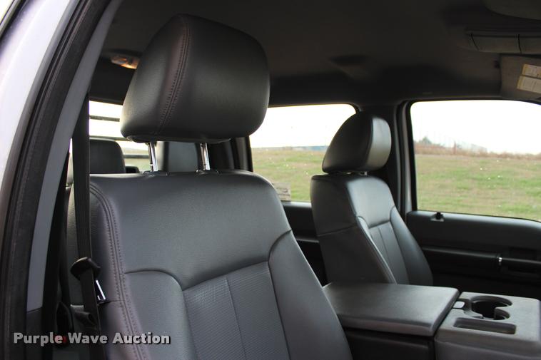 image for item L4956 2014 Ford F350 Super Duty CrewCab flatbed pickup truck