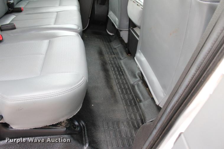 image for item L4956 2014 Ford F350 Super Duty CrewCab flatbed pickup truck