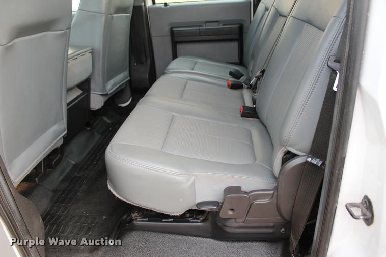 image for item L4956 2014 Ford F350 Super Duty CrewCab flatbed pickup truck