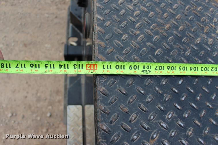 image for item L4956 2014 Ford F350 Super Duty CrewCab flatbed pickup truck