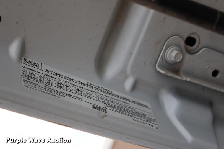 image for item L4956 2014 Ford F350 Super Duty CrewCab flatbed pickup truck