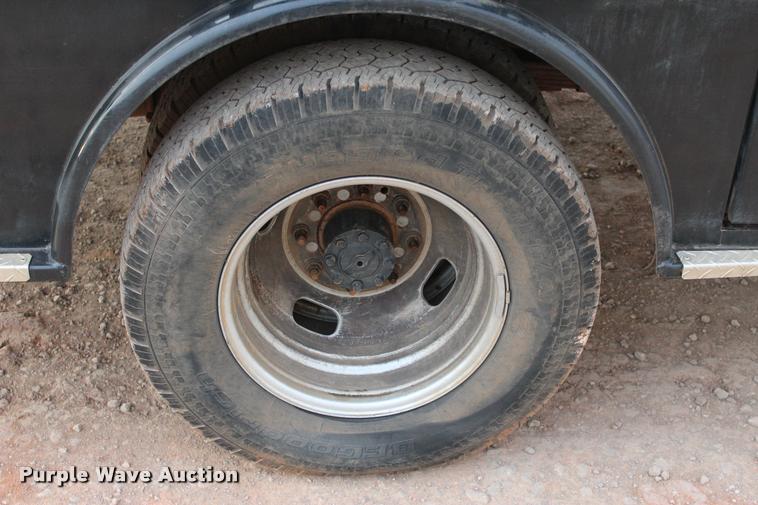 image for item L4956 2014 Ford F350 Super Duty CrewCab flatbed pickup truck