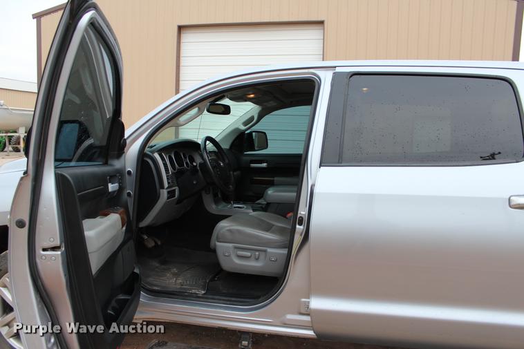 image for item L4957 2012 Toyota Tundra Limited CrewMax pickup truck