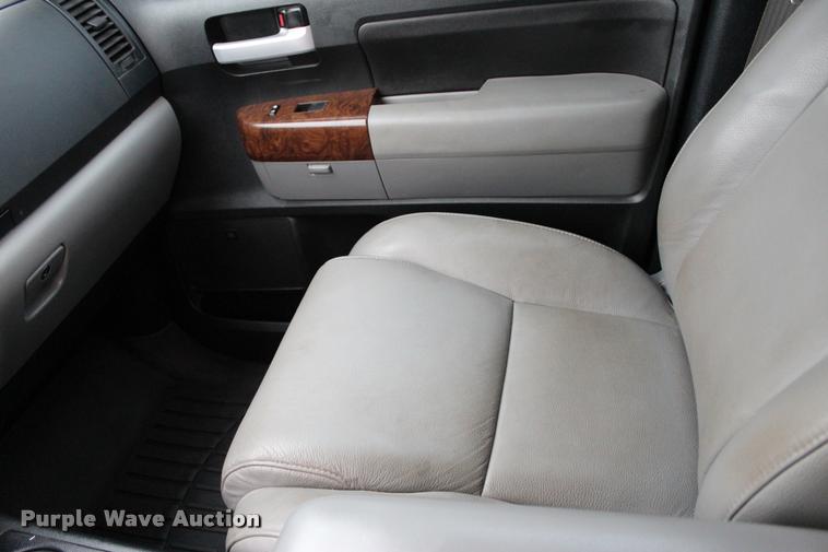 image for item L4957 2012 Toyota Tundra Limited CrewMax pickup truck