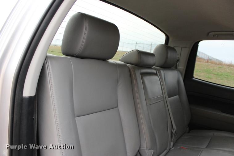 image for item L4957 2012 Toyota Tundra Limited CrewMax pickup truck