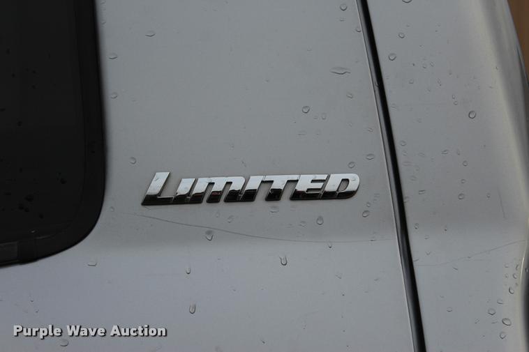 image for item L4957 2012 Toyota Tundra Limited CrewMax pickup truck