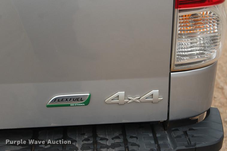 image for item L4957 2012 Toyota Tundra Limited CrewMax pickup truck