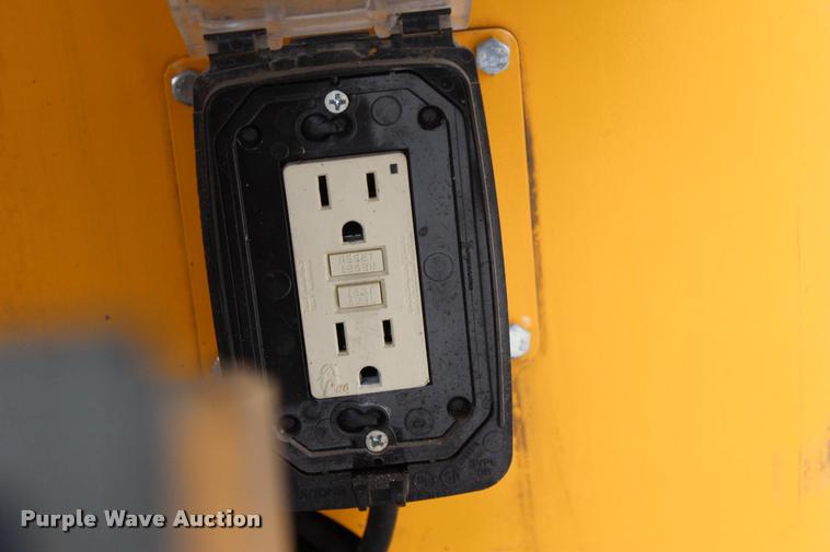 image for item L4969 2009 Bil-jax 5533A boom lift