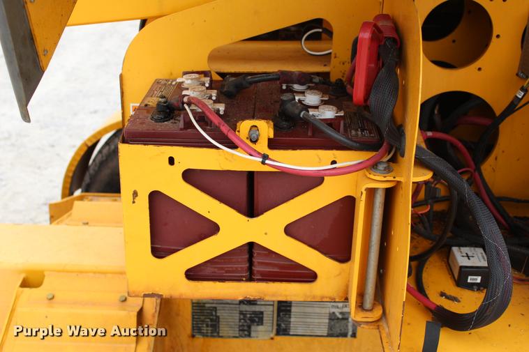 image for item L4969 2009 Bil-jax 5533A boom lift