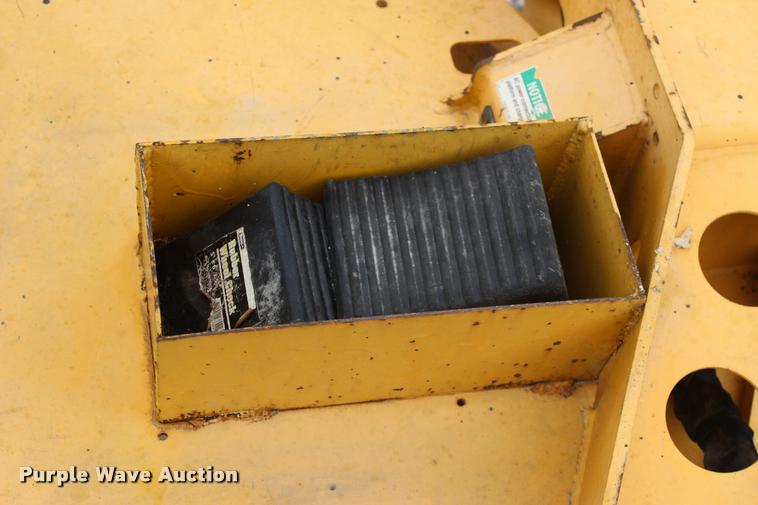 image for item L4969 2009 Bil-jax 5533A boom lift