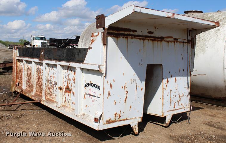 image for item L4978 Davis dump bed