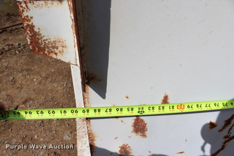 image for item L4978 Davis dump bed