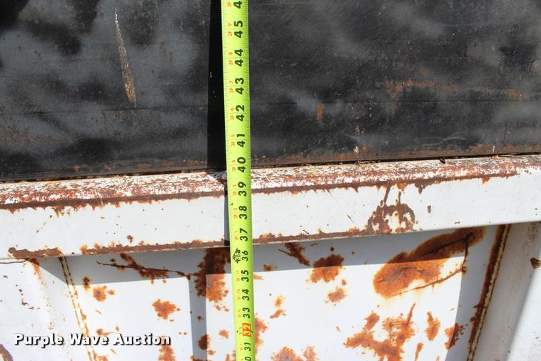 image for item L4978 Davis dump bed