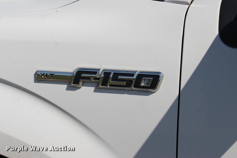 image for item L4979 2010 Ford F150 XLT SuperCrew pickup truck