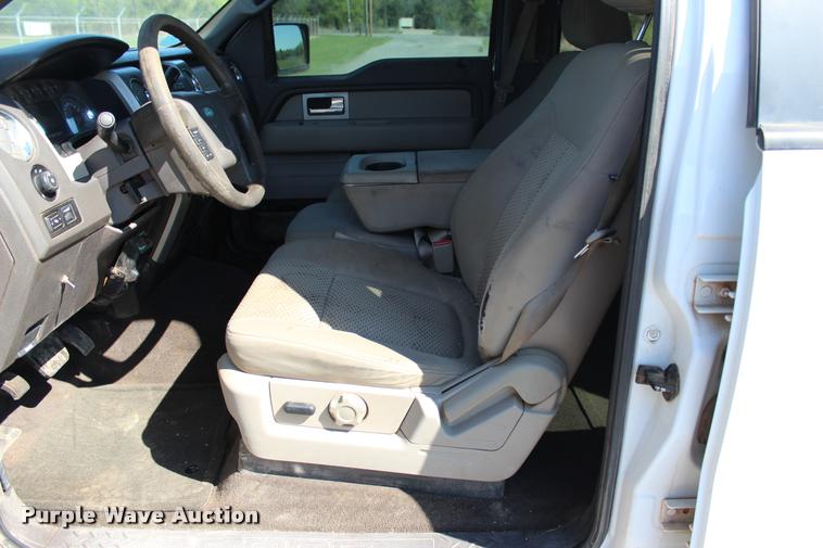 image for item L4979 2010 Ford F150 XLT SuperCrew pickup truck