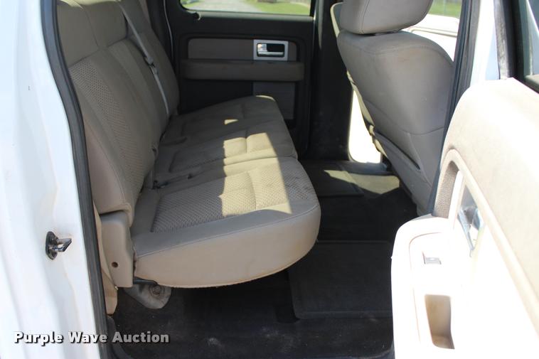 image for item L4979 2010 Ford F150 XLT SuperCrew pickup truck