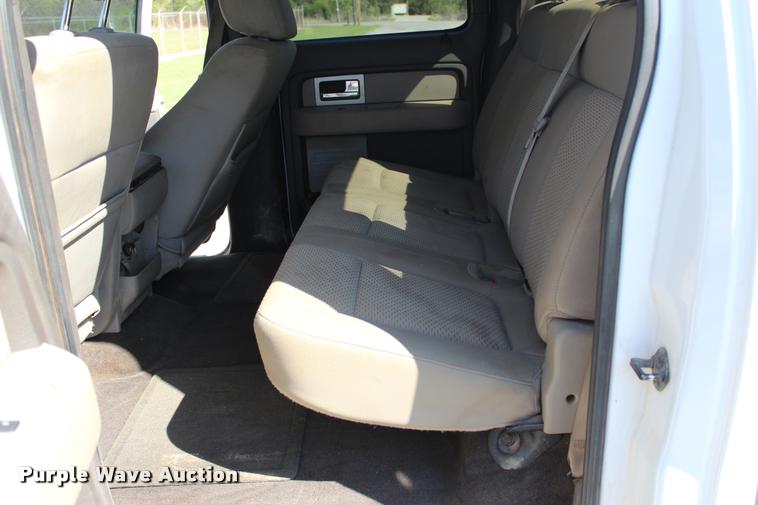 image for item L4979 2010 Ford F150 XLT SuperCrew pickup truck