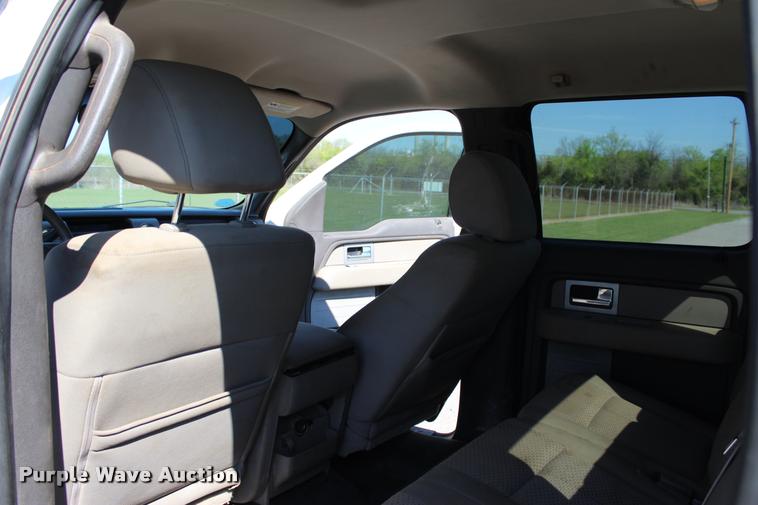 image for item L4979 2010 Ford F150 XLT SuperCrew pickup truck