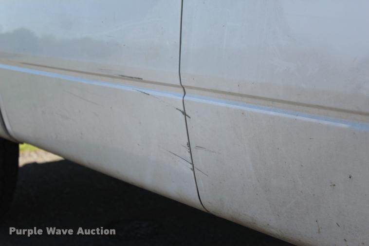 image for item L4979 2010 Ford F150 XLT SuperCrew pickup truck