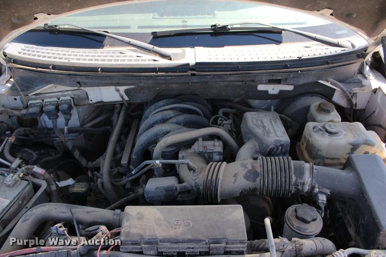 image for item L4979 2010 Ford F150 XLT SuperCrew pickup truck