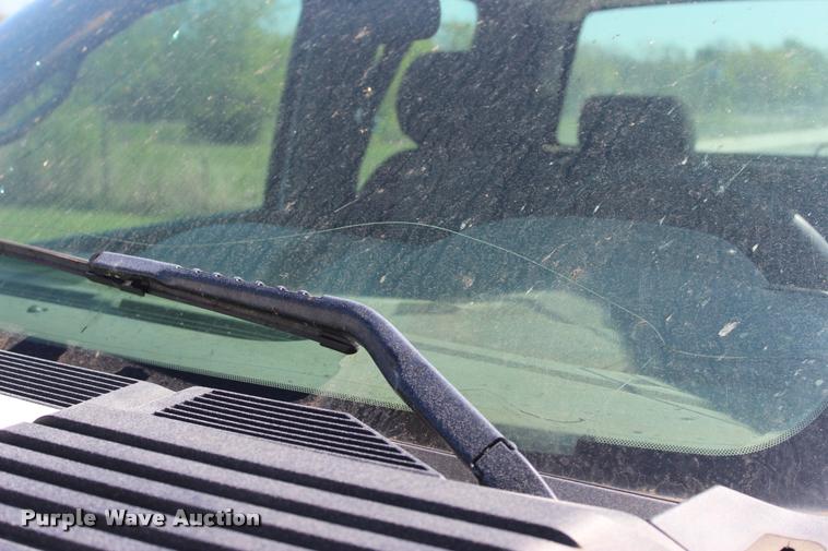 image for item L4980 2009 Chevrolet Silverado 2500HD Ext. Cab pickup truck