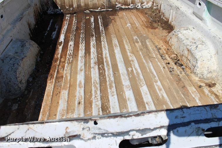 image for item L4980 2009 Chevrolet Silverado 2500HD Ext. Cab pickup truck