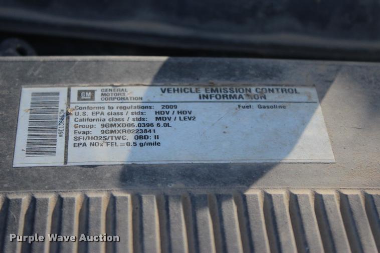 image for item L4980 2009 Chevrolet Silverado 2500HD Ext. Cab pickup truck