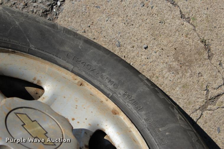 image for item L4980 2009 Chevrolet Silverado 2500HD Ext. Cab pickup truck