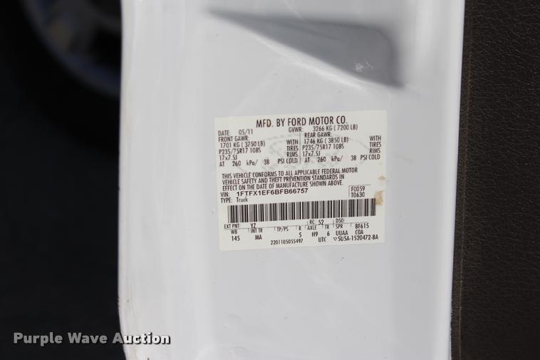 image for item L4981 2011 Ford F150 XLT SuperCab pickup truck