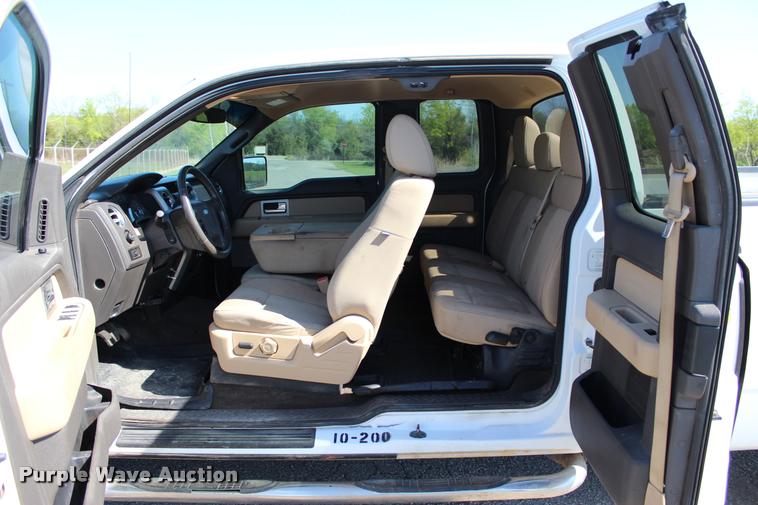 image for item L4981 2011 Ford F150 XLT SuperCab pickup truck