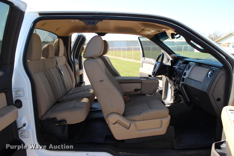 image for item L4981 2011 Ford F150 XLT SuperCab pickup truck