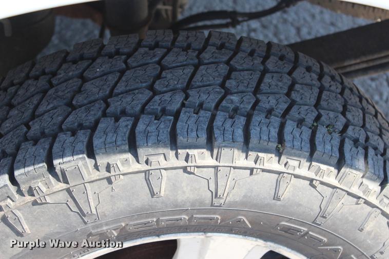 image for item L4981 2011 Ford F150 XLT SuperCab pickup truck