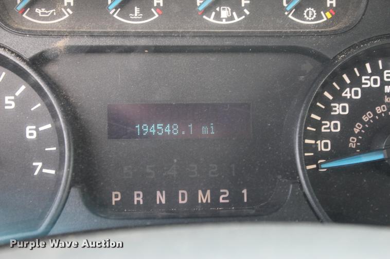 image for item L4982 2013 Ford F150 XL SuperCab pickup truck