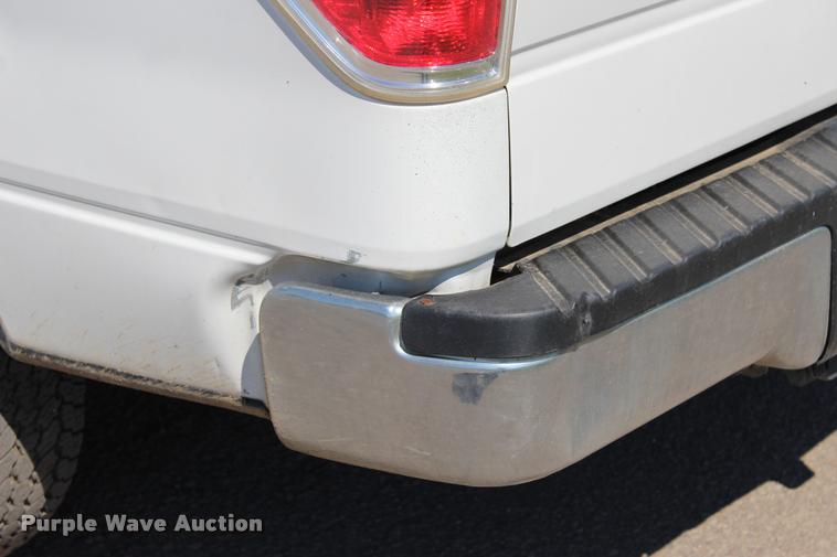 image for item L4982 2013 Ford F150 XL SuperCab pickup truck