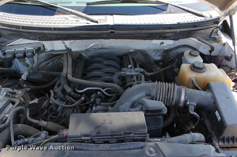 image for item L4982 2013 Ford F150 XL SuperCab pickup truck