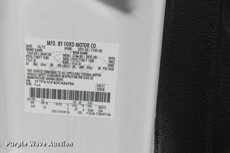 image for item L4982 2013 Ford F150 XL SuperCab pickup truck