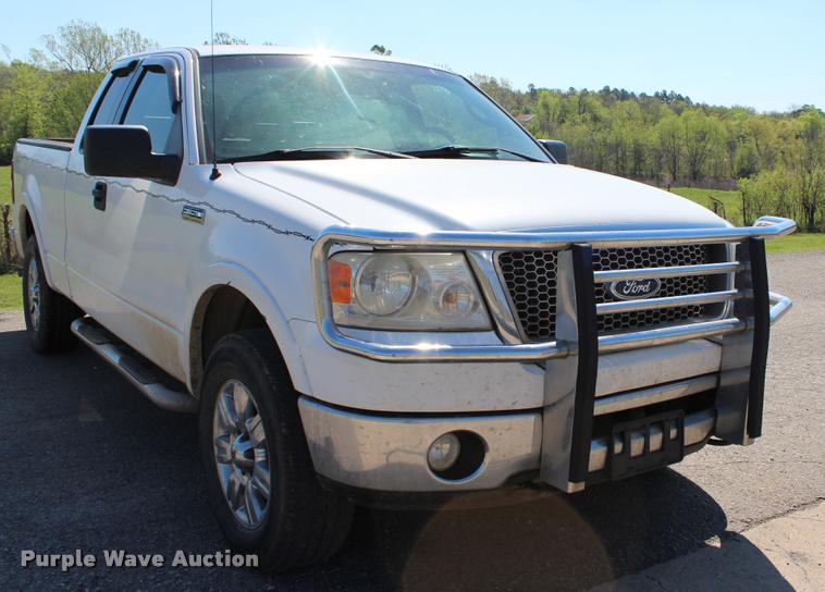 image for item L4983 2006 Ford F150 Lariat SuperCab pickup truck