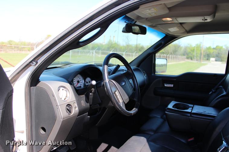 image for item L4983 2006 Ford F150 Lariat SuperCab pickup truck