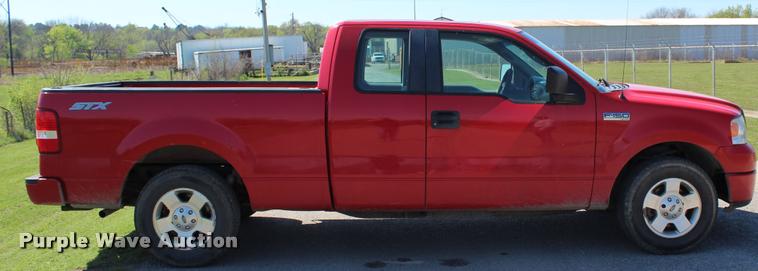 image for item L4984 2008 Ford F150 STX SuperCab pickup truck