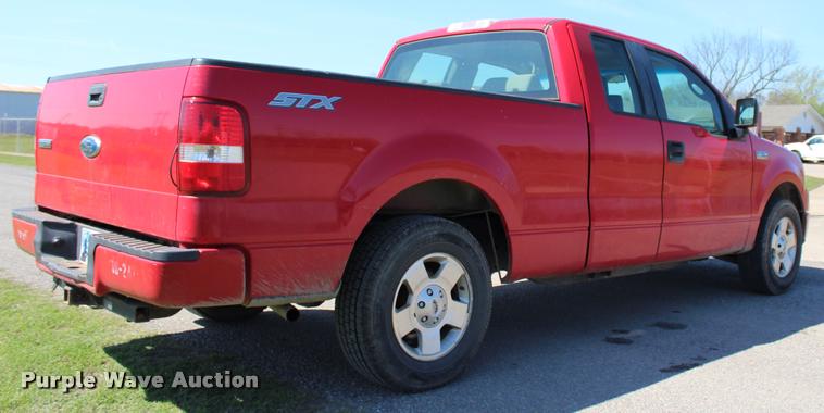 image for item L4984 2008 Ford F150 STX SuperCab pickup truck