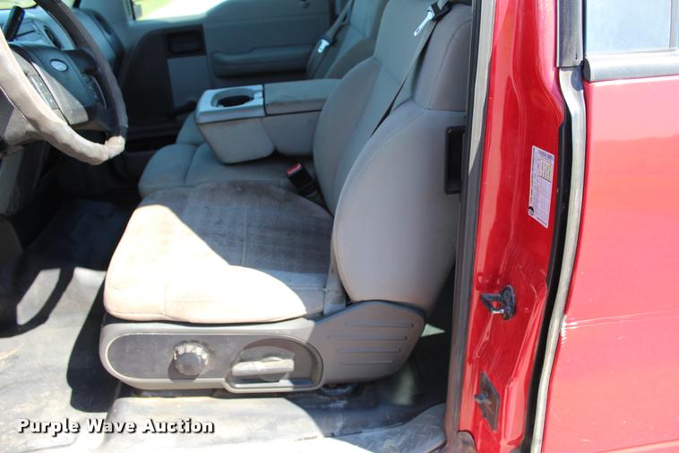 image for item L4984 2008 Ford F150 STX SuperCab pickup truck