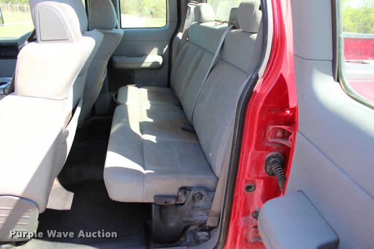 image for item L4984 2008 Ford F150 STX SuperCab pickup truck