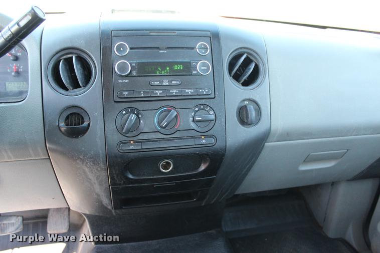 image for item L4984 2008 Ford F150 STX SuperCab pickup truck