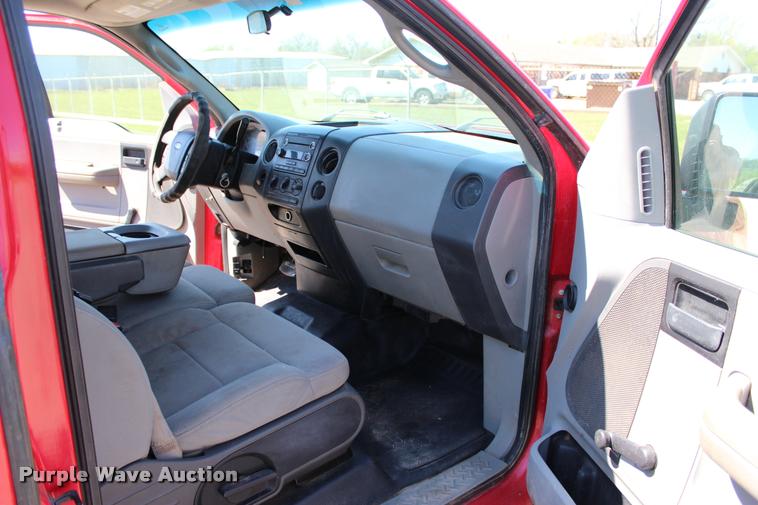 image for item L4984 2008 Ford F150 STX SuperCab pickup truck