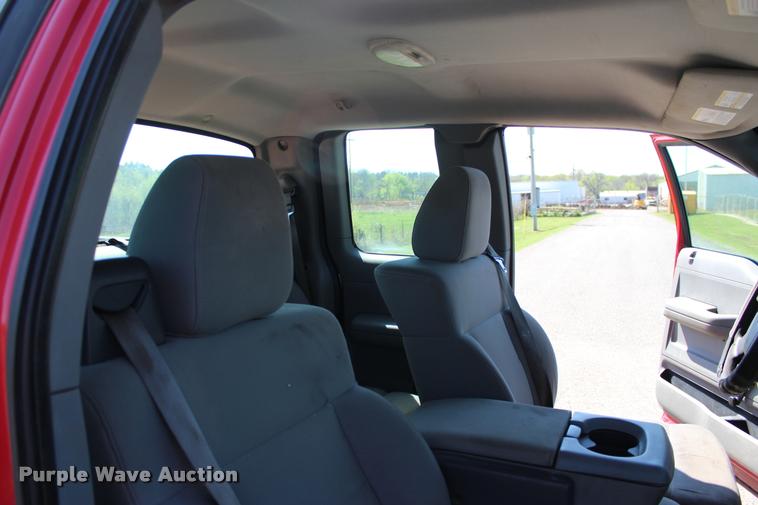 image for item L4984 2008 Ford F150 STX SuperCab pickup truck