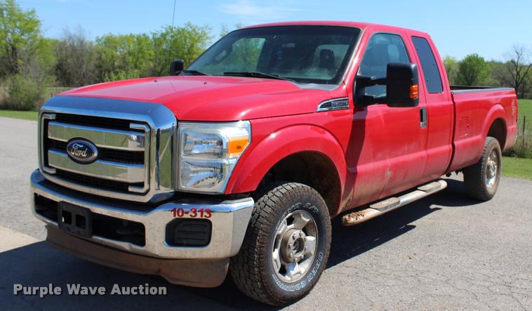 image for item L4985 2011 Ford F250 XLT SuperCab pickup truck