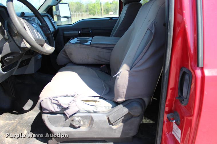 image for item L4985 2011 Ford F250 XLT SuperCab pickup truck